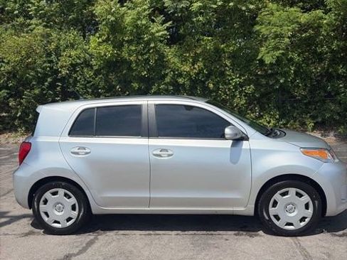 Used 2012 Scion xD FWD image 6