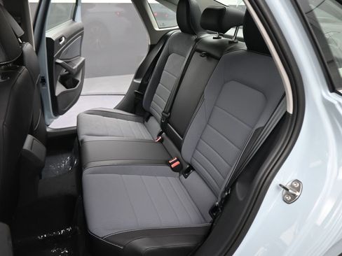 New 2025 Volkswagen Jetta SE image 39