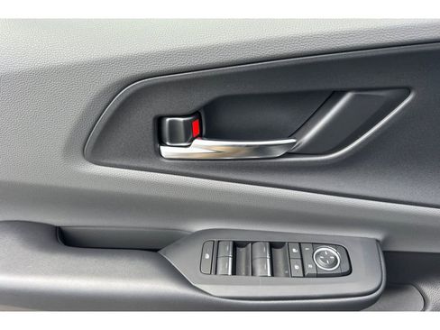 New 2026 Toyota Prius XLE image 11