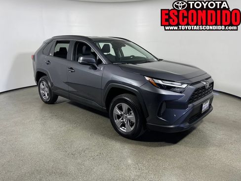 Certified 2025 Toyota RAV4 XLE AWD/4WD image 1