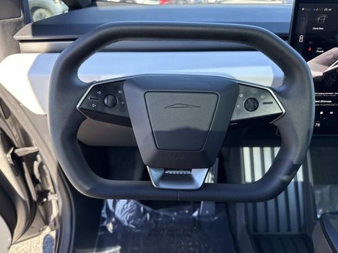 Used 2024 Tesla Cybertruck AWD Crew Cab image 36