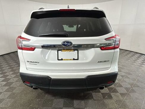 Used 2023 Subaru Ascent Premium w/ Convenience Package AWD/4WD image 4