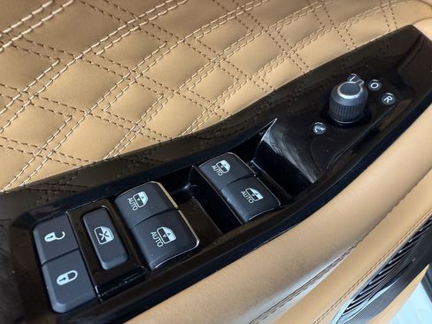 Used 2023 Jeep Grand Cherokee L Summit image 12