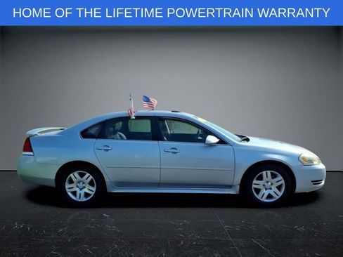 Used 2010 Chevrolet Impala LT w/ Luxury Edition Package FWD image 2