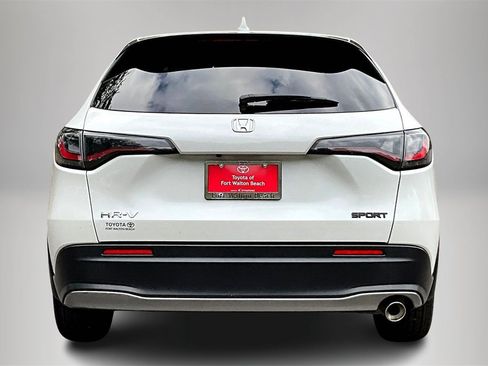 Used 2024 Honda HR-V Sport image 6