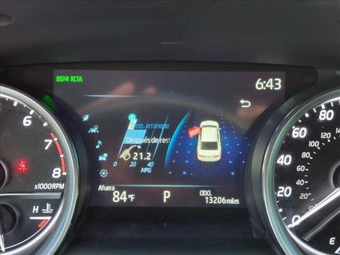Used 2024 Toyota Camry XLE FWD image 9