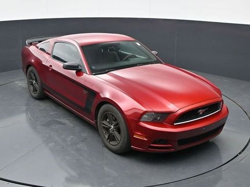 Used 2014 Ford Mustang Coupe RWD image 23