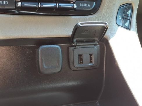 Used 2016 GMC Yukon SLT w/ Open Road Package AWD/4WD image 28