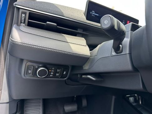 New 2025 Ford Mustang Mach-E Premium w/ Interior Protection Package AWD/4WD image 36