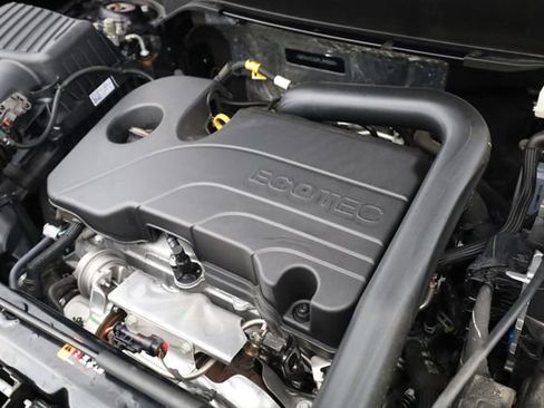 Used 2024 Chevrolet Equinox LS w/ Driver Confidence II Package image 11