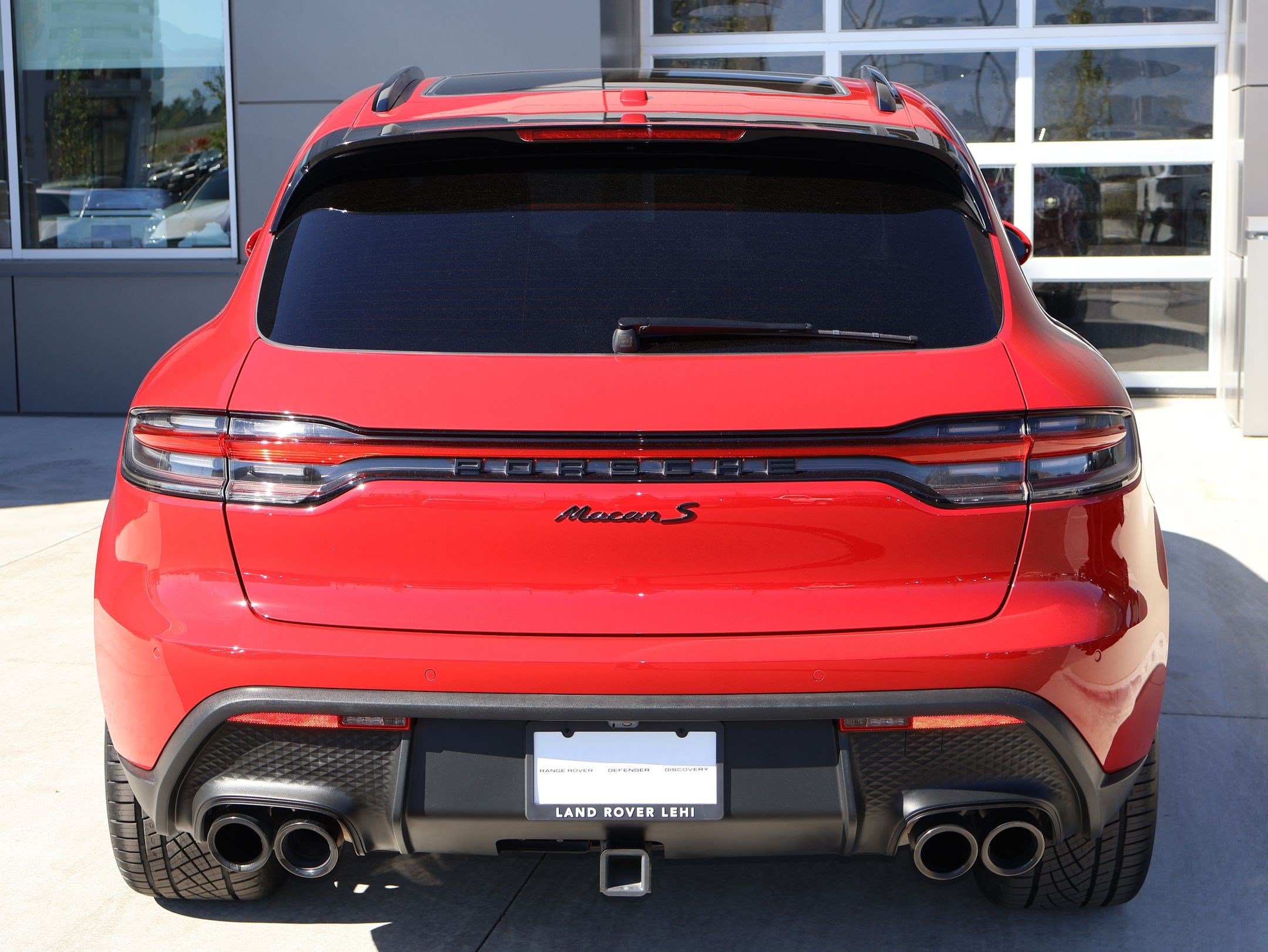 Used 2023 Porsche Macan S AWD/4WD image 7