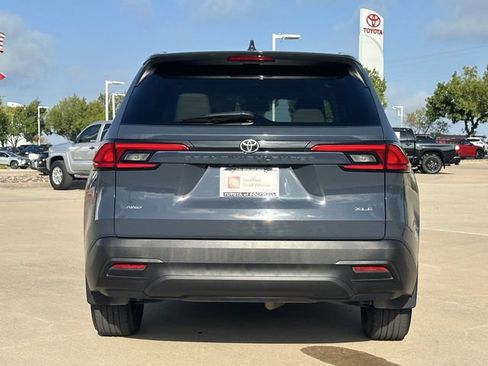 Certified 2024 Toyota Grand Highlander AWD image 4