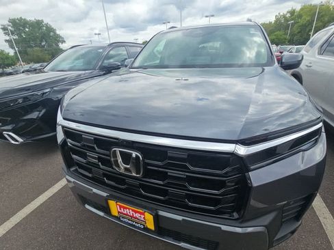 Used 2026 Honda Pilot Elite image 2