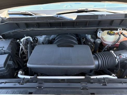 Used 2021 Chevrolet Silverado 1500 LT AWD/4WD image 30