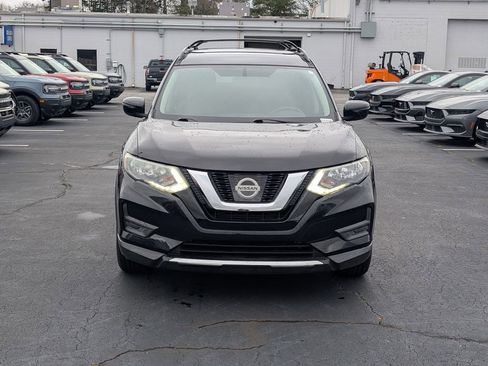 Used 2017 Nissan Rogue SV w/ Midnight Edition image 7