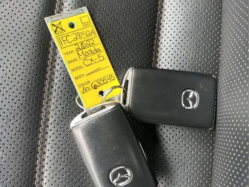 Used 2022 MAZDA CX-5 AWD 2.5 S w/ Premium Package image 35