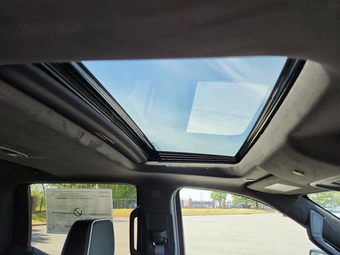 New 2026 GMC Sierra 1500 AT4X AWD/4WD image 8