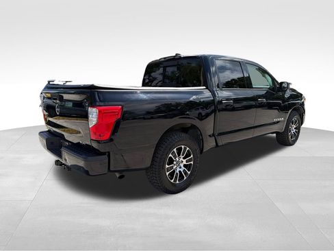 Used 2023 Nissan Titan SV RWD image 7