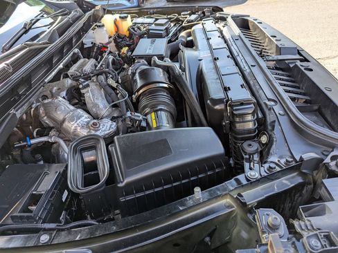 Used 2022 GMC Sierra 3500 AT4 w/ AT4 Preferred Package AWD/4WD image 48