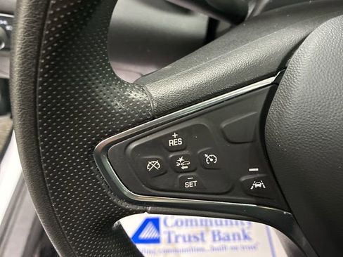 Used 2025 Chevrolet Malibu LT image 13