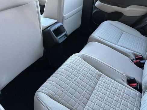 New 2026 Honda HR-V LX image 13