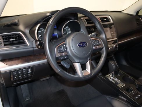 Used 2017 Subaru Outback 2.5i Limited AWD/4WD image 34
