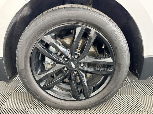 Used 2020 Chevrolet Equinox LT w/ Sport Edition FWD image 36