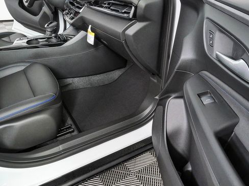 New 2026 Buick Envista Sport Touring w/ Convenience I Package FWD image 23