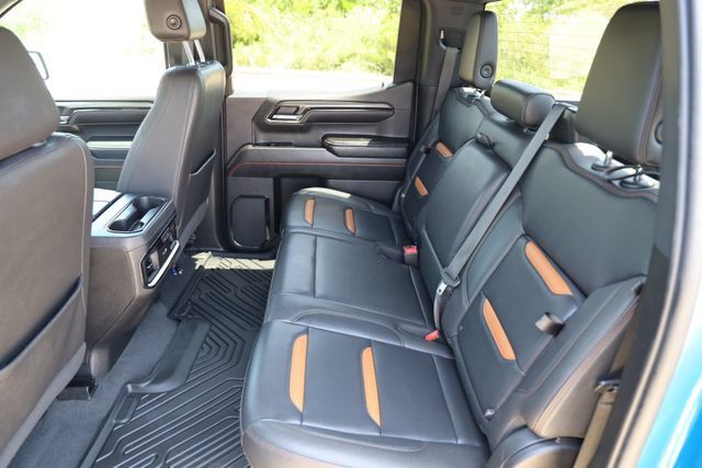 Used 2022 GMC Sierra 1500 AT4 AWD/4WD image 13