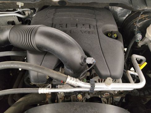 Used 2017 RAM 1500 Tradesman w/ Power & Remote Entry Group image 30