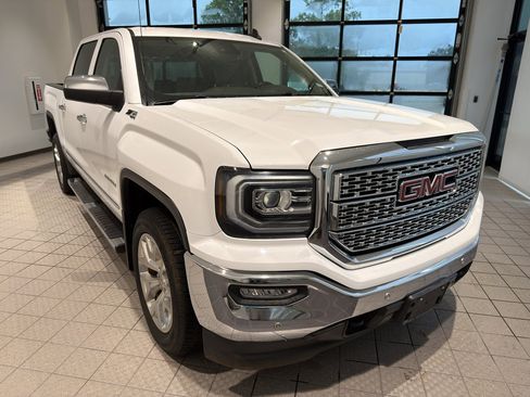 Used 2018 GMC Sierra 1500 SLT AWD/4WD image 7