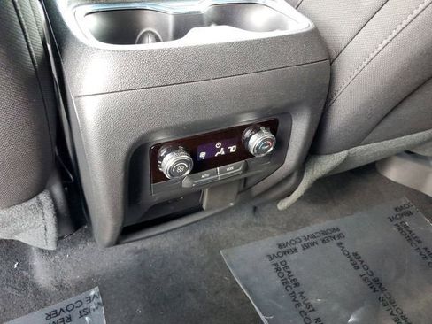 New 2026 GMC Acadia Elevation image 16