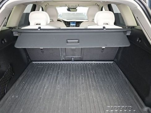 Used 2023 Volvo XC60 B5 Ultimate w/ Climate Package AWD/4WD image 11