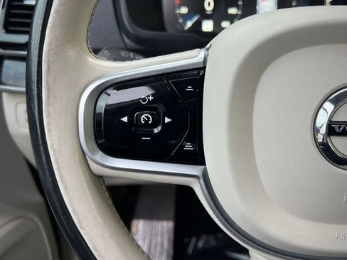 Used 2018 Volvo XC90 T5 Momentum w/ Convenience Package image 42