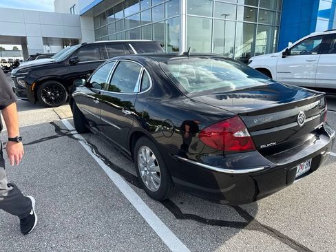 Used 2007 Buick LaCrosse CXL w/ Driver Confidence Package FWD image 3