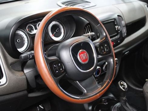 Used 2015 FIAT 500L Trekking FWD image 11