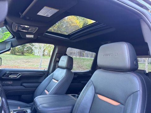 Used 2024 GMC Sierra 1500 AT4 w/ Technology Package image 26