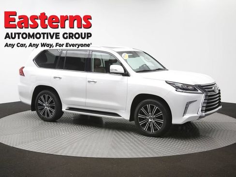 Used 2018 Lexus LX 570 4WD w/ Luxury Package image 58
