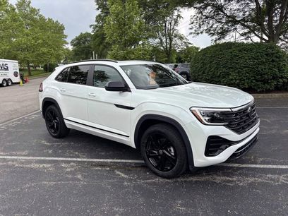 Used 2025 Volkswagen Atlas Cross Sport SEL R-Line