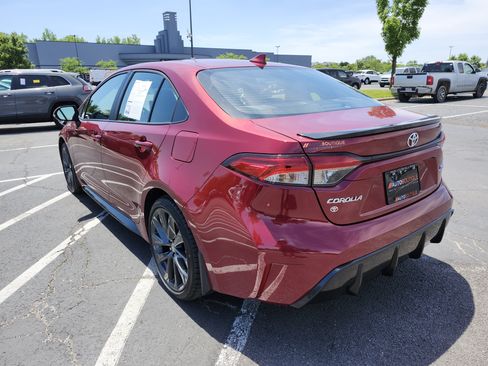 Used 2026 Toyota Corolla XSE FWD image 18