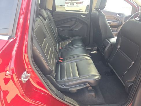 Used 2019 Ford Escape Titanium FWD image 21