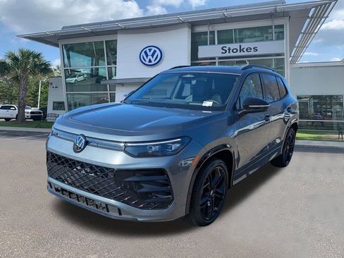 New 2026 Volkswagen Tiguan SE R-Line FWD image 8