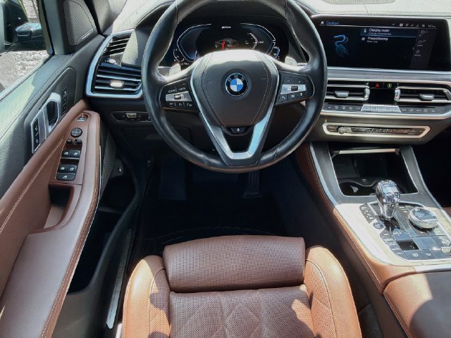 Used 2023 BMW X5 xDrive45e w/ Executive Package AWD/4WD image 22