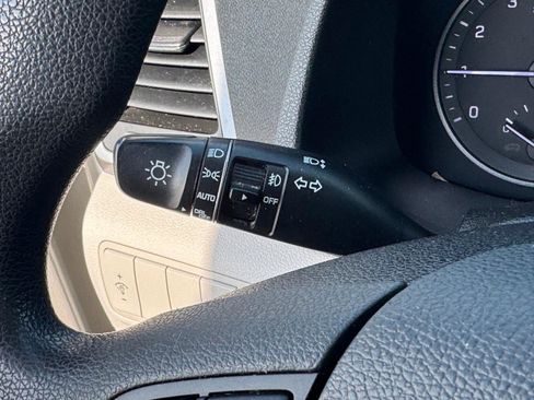 Used 2018 Hyundai Tucson SEL image 14