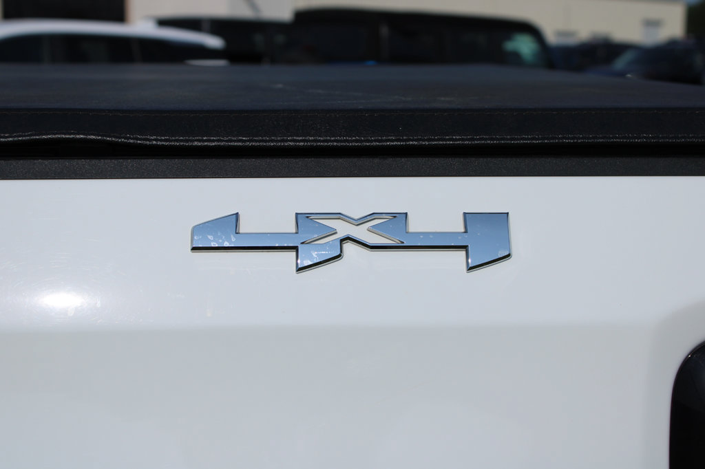 Used 2021 GMC Sierra 1500 SLT w/ SLT Premium Package AWD/4WD image 10
