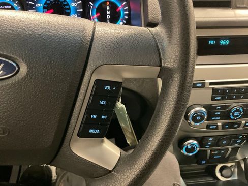 Used 2012 Ford Fusion SE FWD image 21