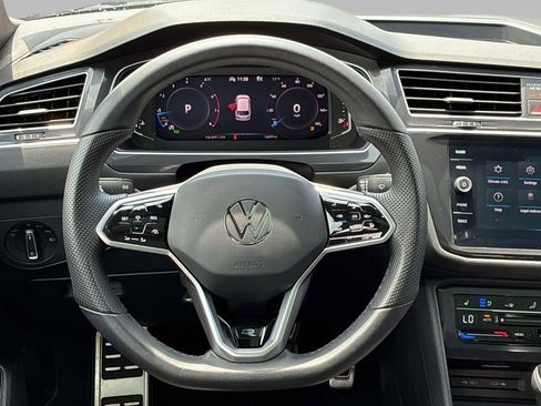 Used 2024 Volkswagen Tiguan SEL R-Line AWD/4WD image 19