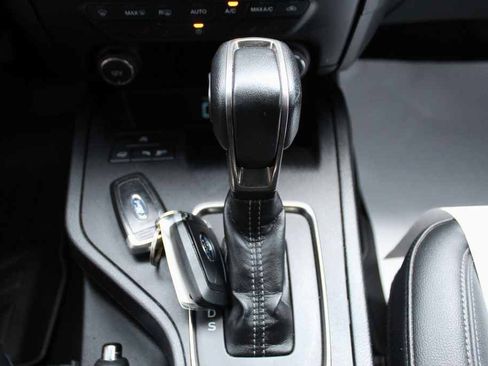 Used 2019 Ford Ranger Lariat w/ Technology Package RWD image 24