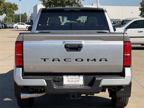 New 2025 Toyota Tacoma 4x4 Double Cab image 5