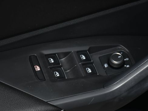 Used 2023 Volkswagen Jetta Sport image 10